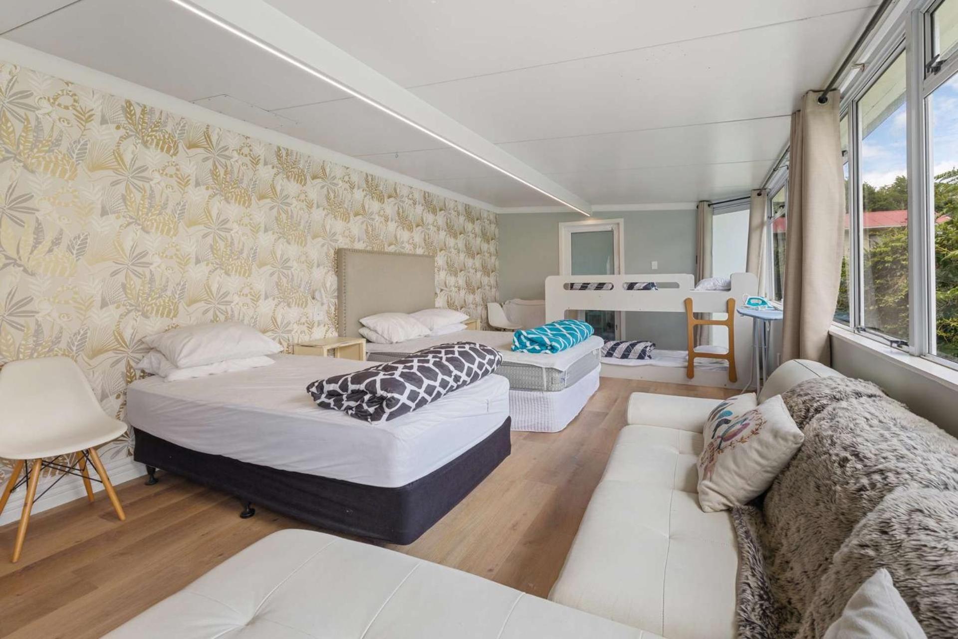 Lakefront Getaway In Rotorua Exterior foto